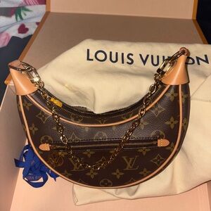 Louis Vuitton Monogram Crescent Shoulder Bag loop